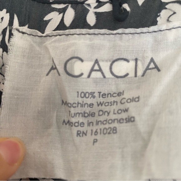 Acacia Swimwear Emmett Tencel Dress - Blossom Print - Picture 5 of 6